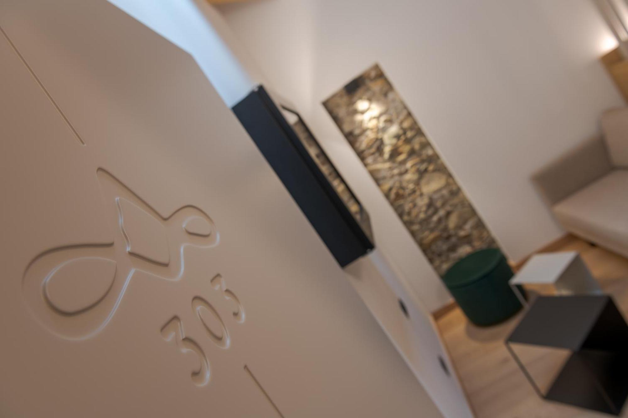 Wine Hotel San Carlo - Relais & Spa - Boutique Hotel Chiuro Экстерьер фото