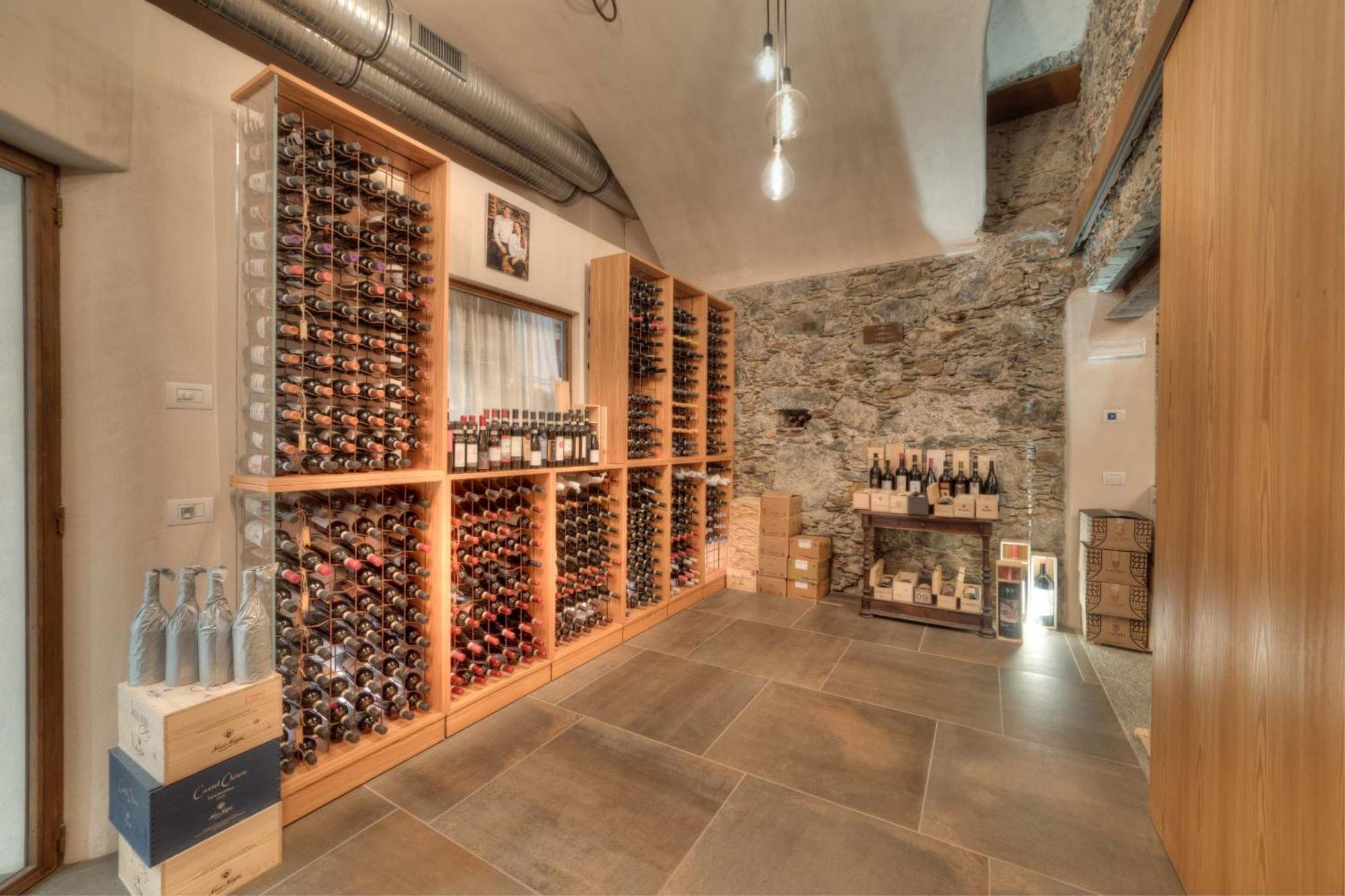 Wine Hotel San Carlo - Relais & Spa - Boutique Hotel Chiuro Экстерьер фото