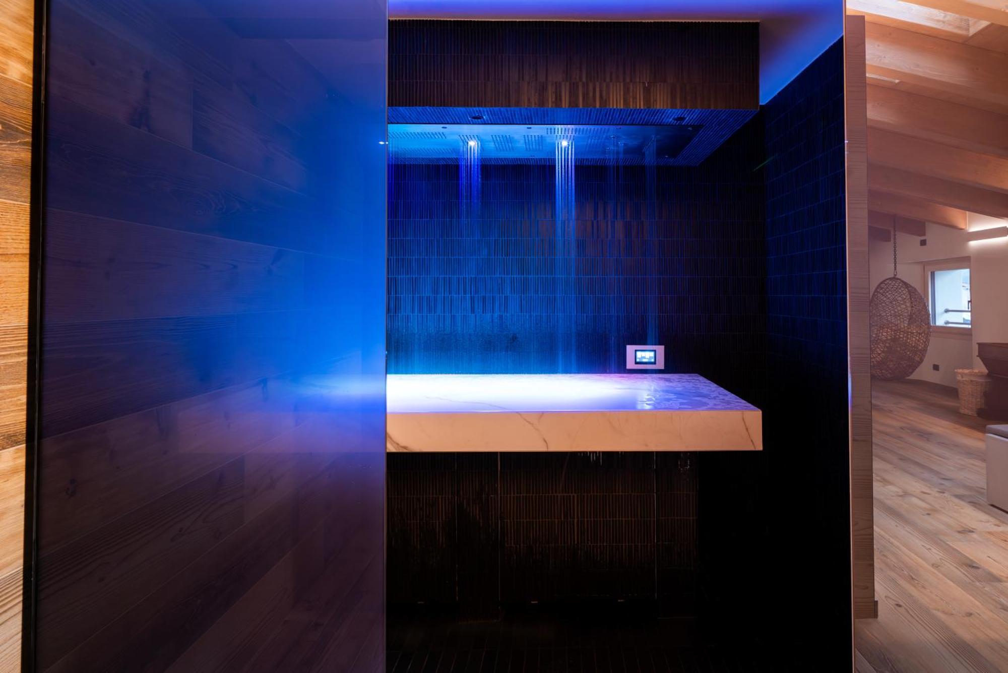 Wine Hotel San Carlo - Relais & Spa - Boutique Hotel Chiuro Экстерьер фото