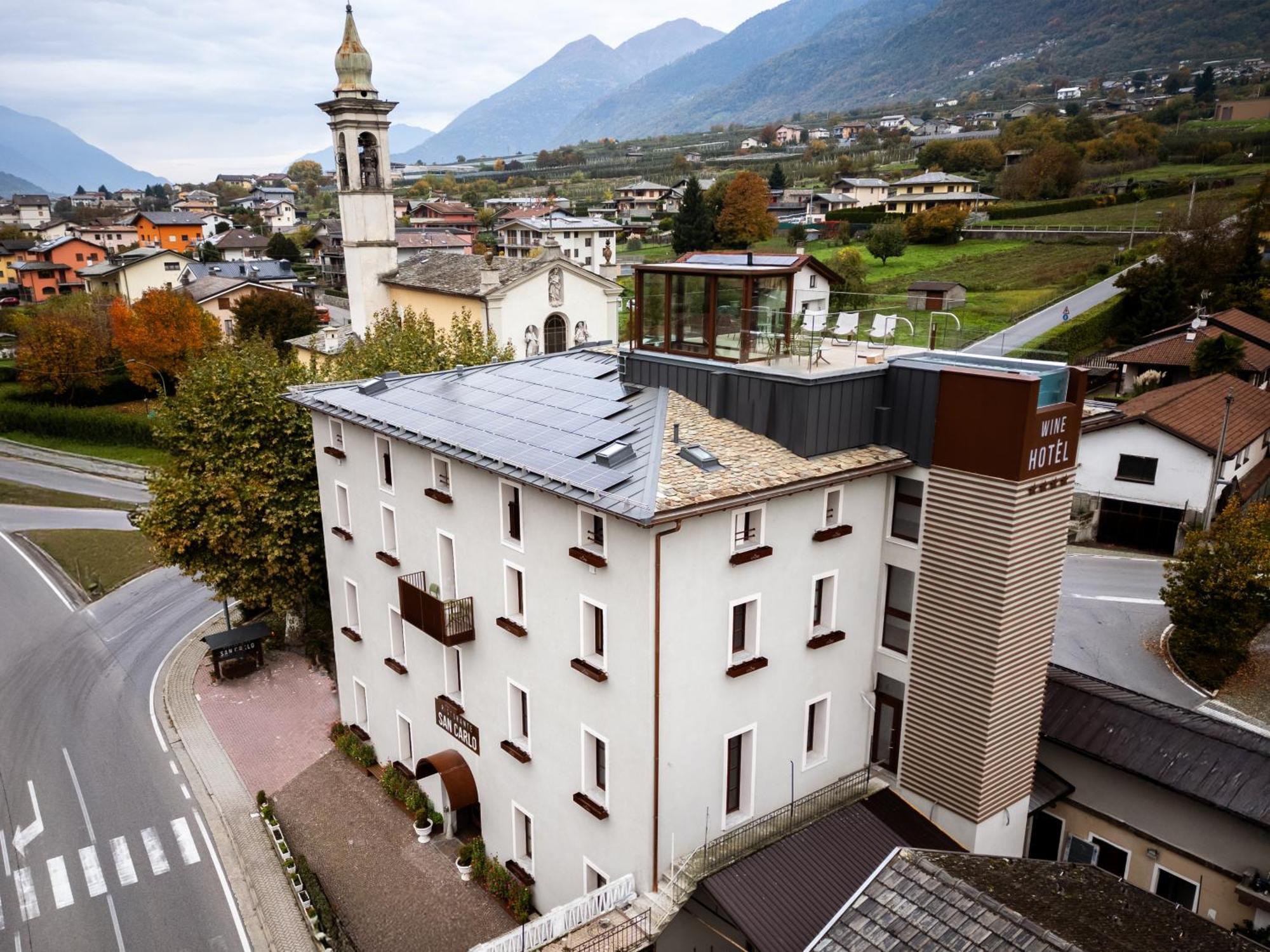 Wine Hotel San Carlo - Relais & Spa - Boutique Hotel Chiuro Экстерьер фото